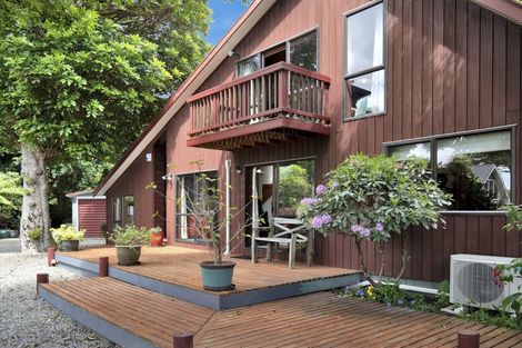 Photo of property in 17 Sunny Glen, Waikanae, 5036