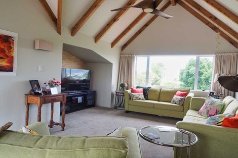 Photo of property in 121 Thompson Road, Bluff Hill, Napier, 4110