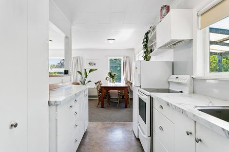 Photo of property in 21 Sunset Street, Hilltop, Taupo, 3330