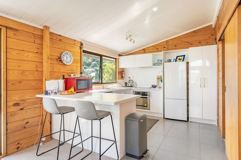 Photo of property in 213a Whites Line East, Waiwhetu, Lower Hutt, 5010