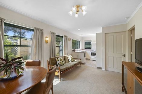 Photo of property in 2/70 Whiteley Street, Moturoa, New Plymouth, 4310