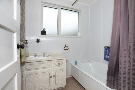 Photo of property in 4 Johnson Street, Bulls, 4818