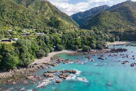 Photo of property in 8361 State Highway 35, Whanarua Bay, Opotiki, 3199