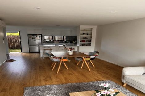 Photo of property in 123d Sunnynook Road, Forrest Hill, Auckland, 0620