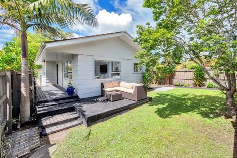 Photo of property in 1/6 Putney Place, Ranui, Auckland, 0612