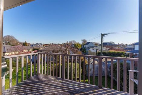 Photo of property in 52 Worthy Street, Ilam, Christchurch, 8041