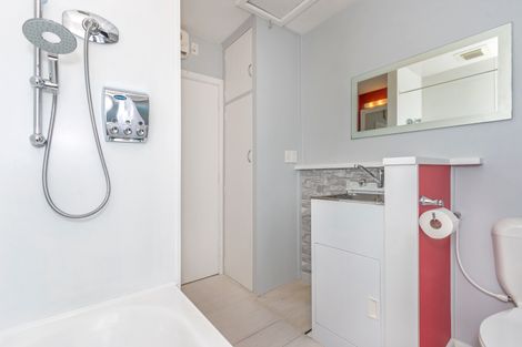 Photo of property in 185 Westminster Street, Mairehau, Christchurch, 8013