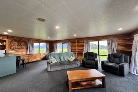 Photo of property in 1566 Lake Brunner Road, Inchbonnie, Kumara, 7875