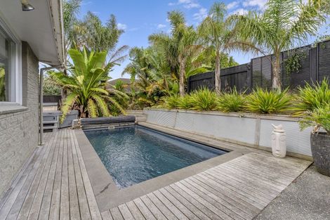 Photo of property in 21 Ratanui Road, Paraparaumu, 5032