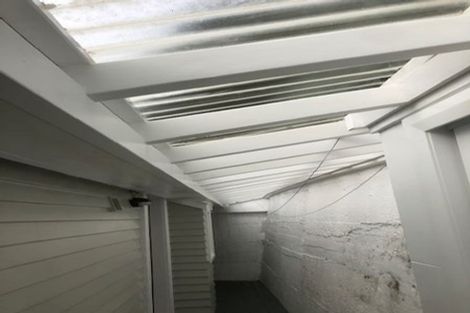 Photo of property in 18 Raroa Road, Kelburn, Wellington, 6012