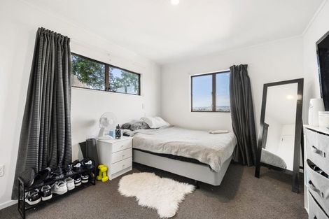 Photo of property in 2 Kaikoura Street, Maupuia, Wellington, 6022