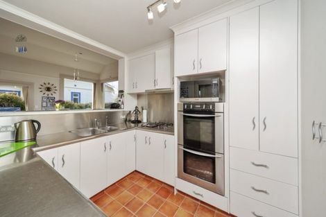 Photo of property in 26 Regan Street, Stratford, 4332