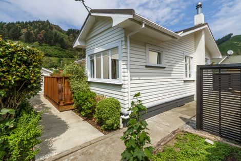 Photo of property in 1/1 Hinau Street, The Brook, Nelson, 7010