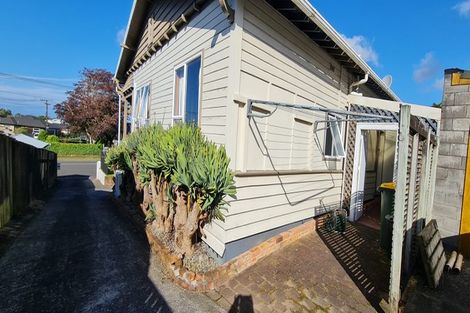 Photo of property in 1/22 Dartmoor Avenue, Westown, New Plymouth, 4310