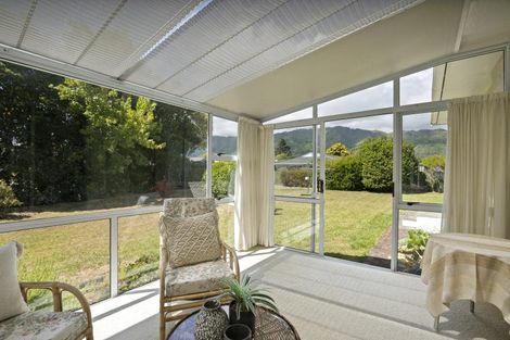 Photo of property in 77 Belvedere Avenue, Waikanae, 5036