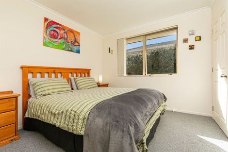 Photo of property in 27 View Ridge Drive, Ranui, Auckland, 0612