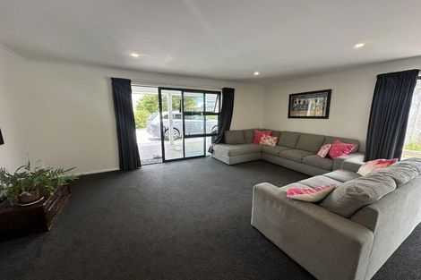 Photo of property in 4a View Road, Hikurangi, 0114