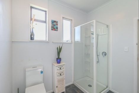 Photo of property in 10 Mahuri Street, Himatangi Beach, Foxton, 4891