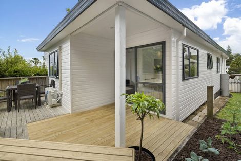 Photo of property in 2/26 Blenheim Street, Glenfield, Auckland, 0629