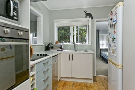 Photo of property in 61 Centreway Road, Orewa, 0931