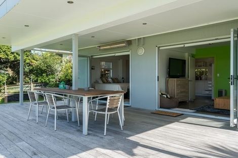 Photo of property in 32 Lincoln Street, Mangawhai Heads, Mangawhai, 0505