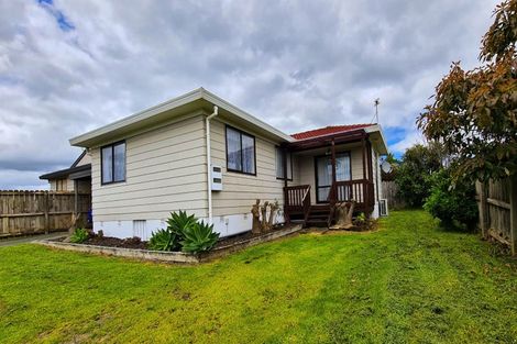 Photo of property in 1/143 Te Irirangi Drive, Flat Bush, Auckland, 2019