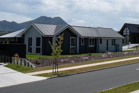 Photo of property in 9 Poroporo Way, Wharewaka, Taupo, 3330