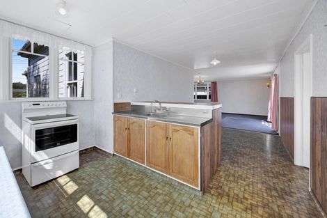 Photo of property in 51 Fantham Street, Hawera, 4610