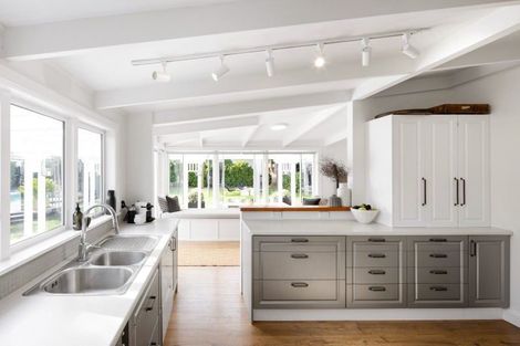 Photo of property in 46 Williams Street, Cambridge, 3434