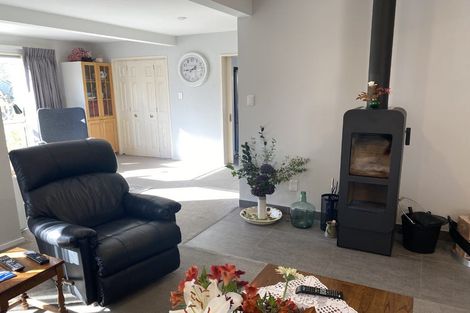 Photo of property in 6 Cherry Court, Wanaka, 9305