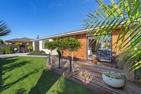 Photo of property in 28a Edward Avenue, Orewa, 0931