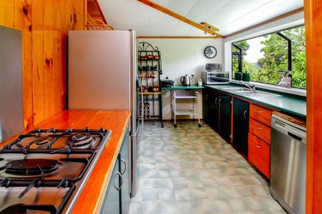 Photo of property in 5 Kirkpatrick Street, Kohukohu, 0491