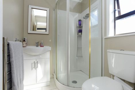 Photo of property in 35 Napier Street, Jervoistown, Napier, 4112