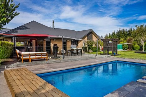 Photo of property in 12 Rossington Drive, West Melton, 7618