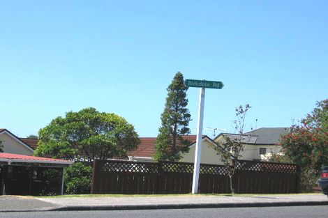 Photo of property in 1/83 Birkdale Road, Birkdale, Auckland, 0626