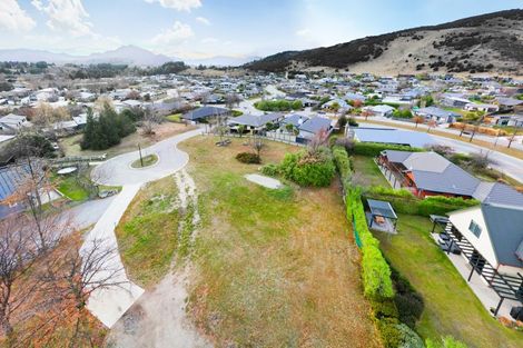 Photo of property in 7 Greenwood Lane, Wanaka, 9305