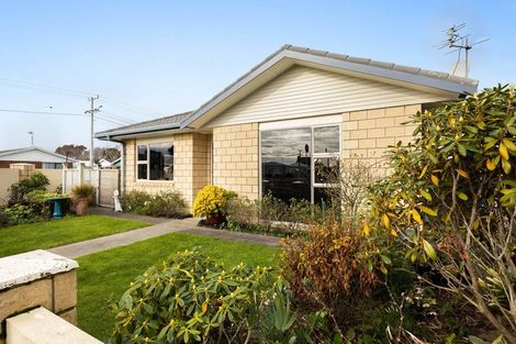 Photo of property in 46 Wilson Street, Hawera, 4610