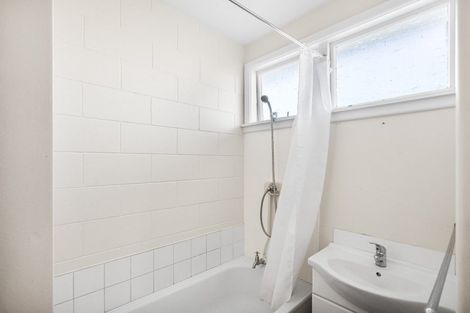 Photo of property in 1/4 West-watson Avenue, Hillmorton, Christchurch, 8025