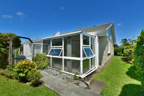 Photo of property in 32b Edward Avenue, Orewa, 0931