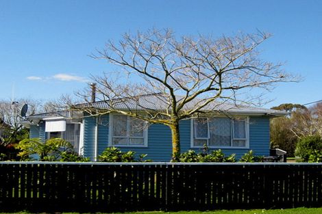 Photo of property in 15 Engles Road, Shannon, 4821