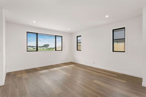 Photo of property in 25 Owaka Road, Wigram, Christchurch, 8025