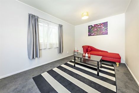 Photo of property in 7 Phoenix Place, Papatoetoe, Auckland, 2025