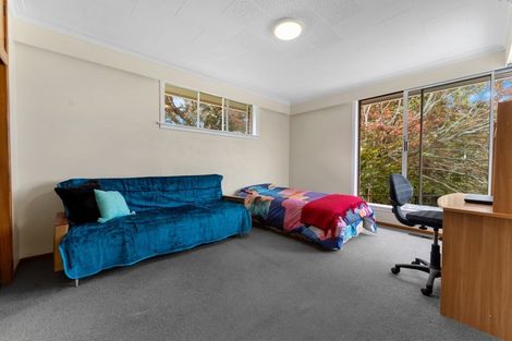 Photo of property in 77 Govett Avenue, Frankleigh Park, New Plymouth, 4310