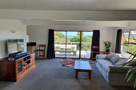 Photo of property in 2/4 Lynn Road, Bayview, Auckland, 0629