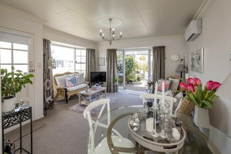 Photo of property in 30 Kent Street, Levin, 5510