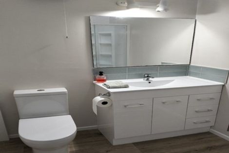 Photo of property in The Triangle, 2/33 Halswater Drive, Churton Park, Wellington, 6037