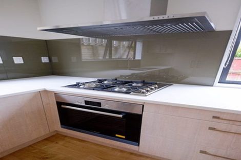 Photo of property in 50 Kennedy Avenue, Forrest Hill, Auckland, 0620