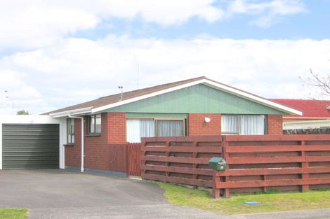 Photo of property in 1b Compton Place, Mount Maunganui, 3116