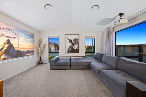 Photo of property in 12 Oakville Close, Rangiora, 7400