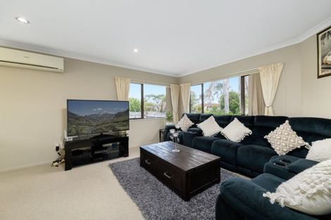 Photo of property in 9 Kereru Place, Pyes Pa, Tauranga, 3112